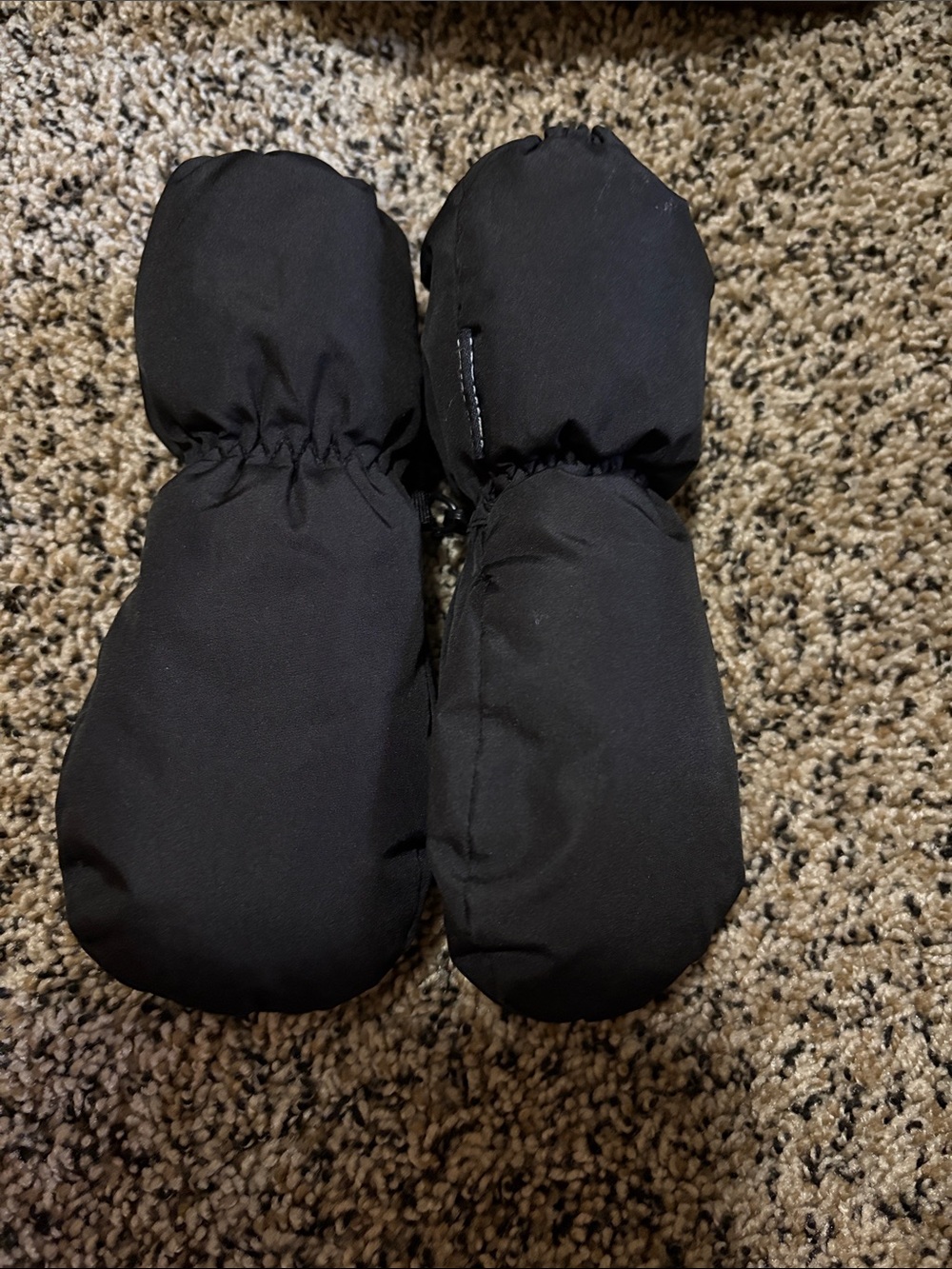 Kids Black Kombi Insulated Mittens - Warm Winter Gloves